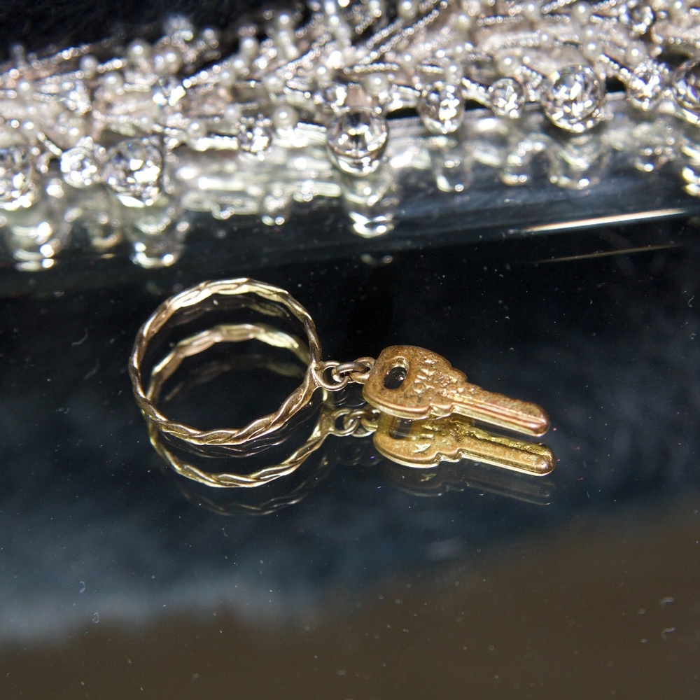 My Vintage Gold Dipped Key Ring - image 2